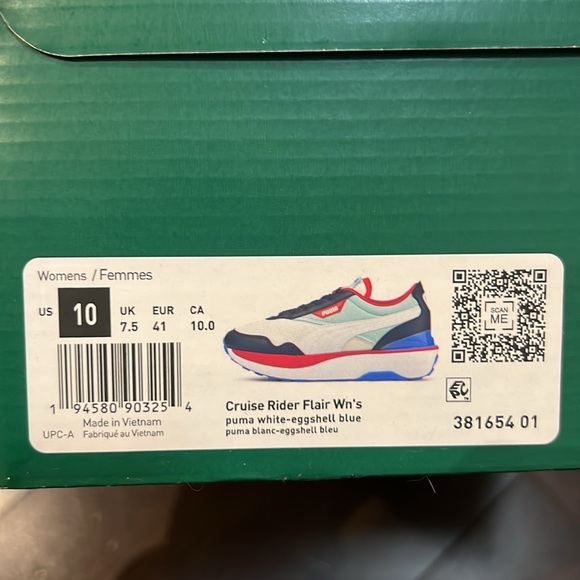 Brand New Puma Sneakers - Picture 4 of 6